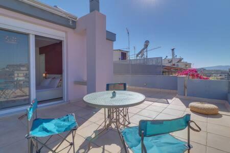 Studio With Private Terrace And View Of Acropolis! Ateny Zewnętrze zdjęcie